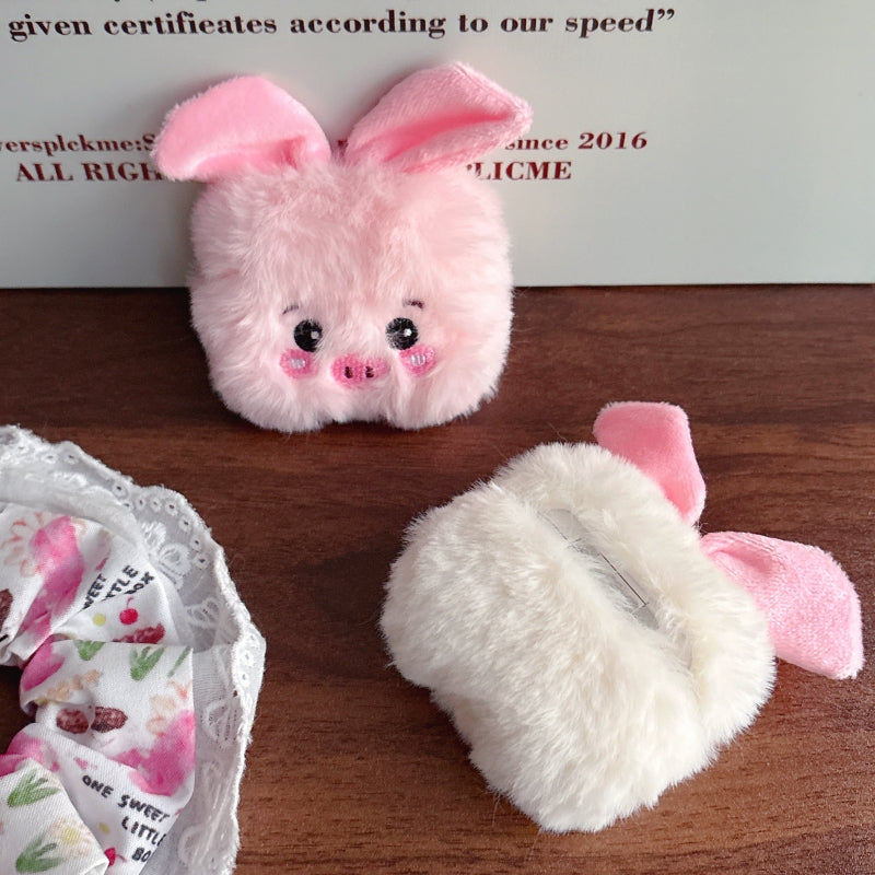 Adorable Little Pig Fuzzy AirPods Case