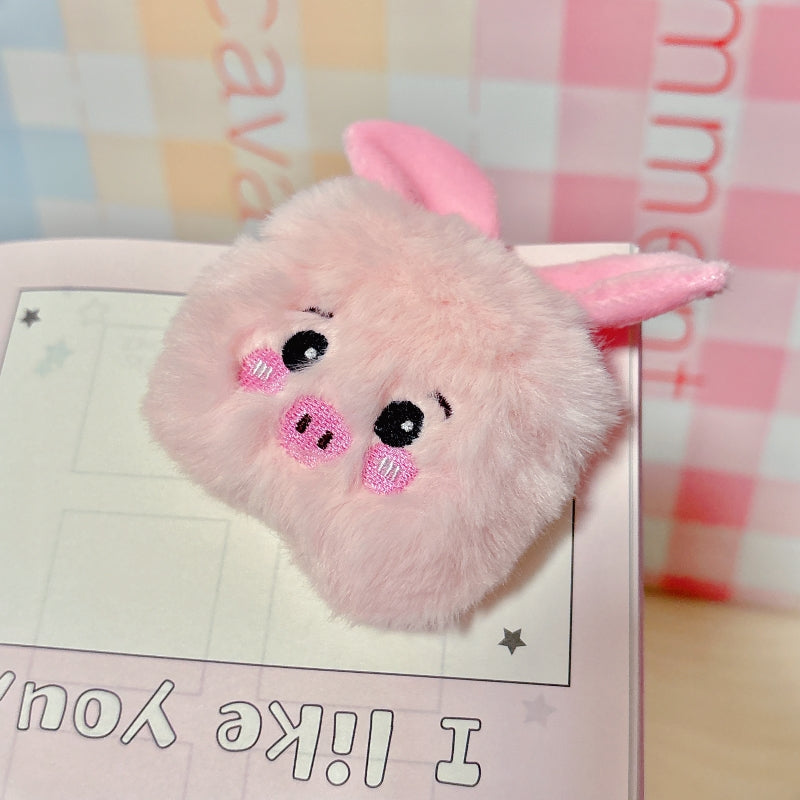 Adorable Little Pig Fuzzy AirPods Case