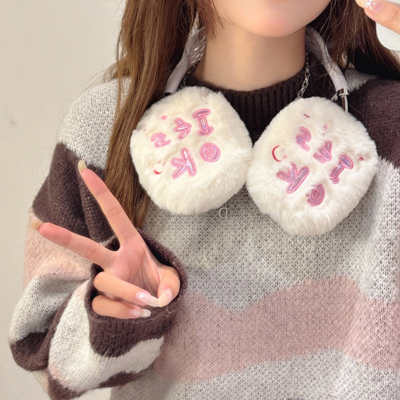 ‘It's OK’ Fuzzy White AirPods Max Case