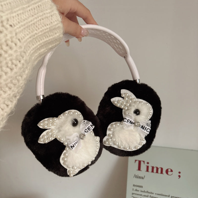 Pearl Bunny Plush Black AirPods Max Case
